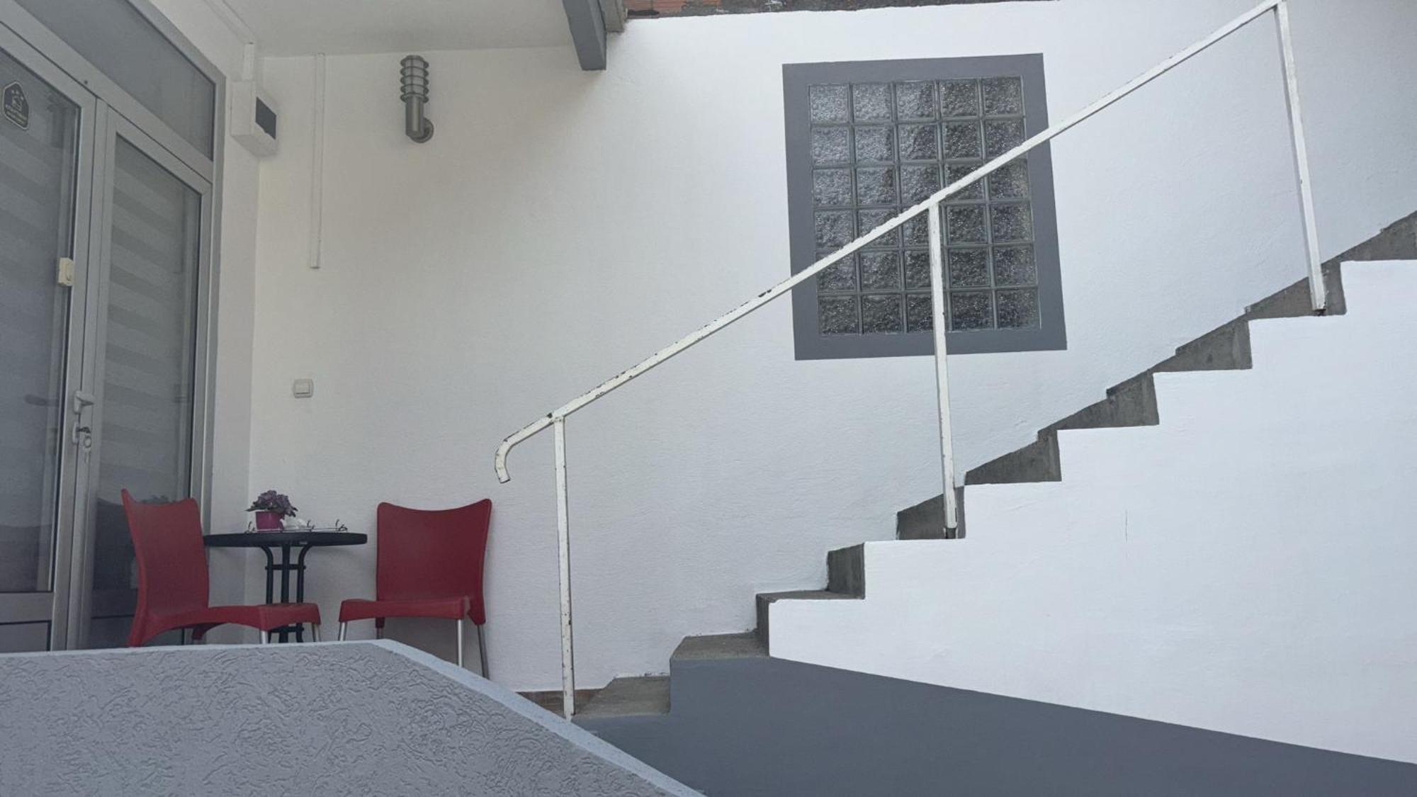 Dody Apartmani Leskovac  Esterno foto