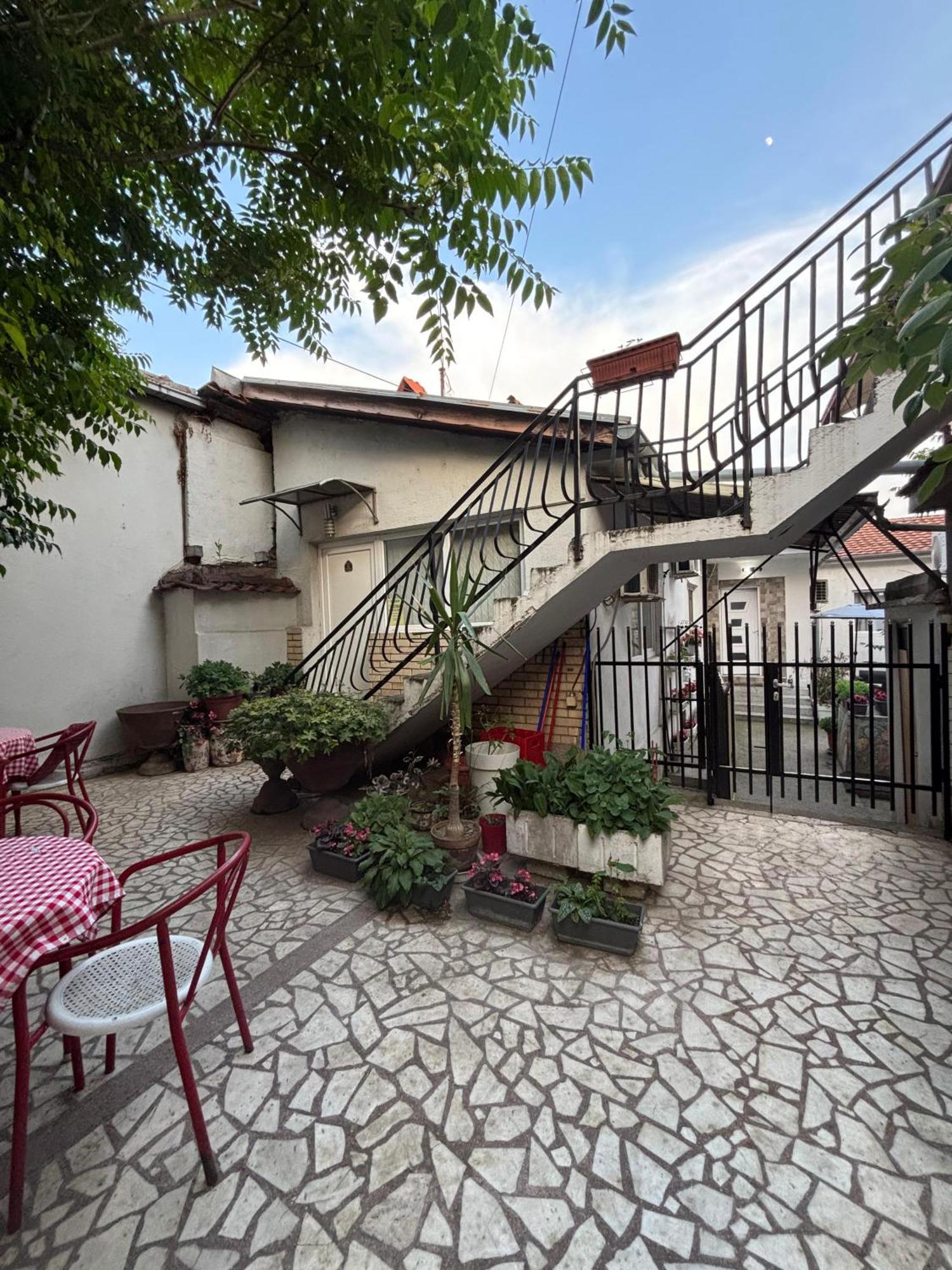 Dody Apartmani Leskovac  Esterno foto